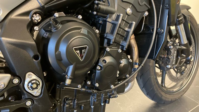 Triumph Street Triple R (23MY)